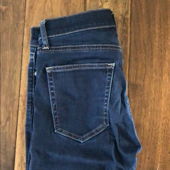 Gap Dark wash slim cut jeans - Picture 2 of 4